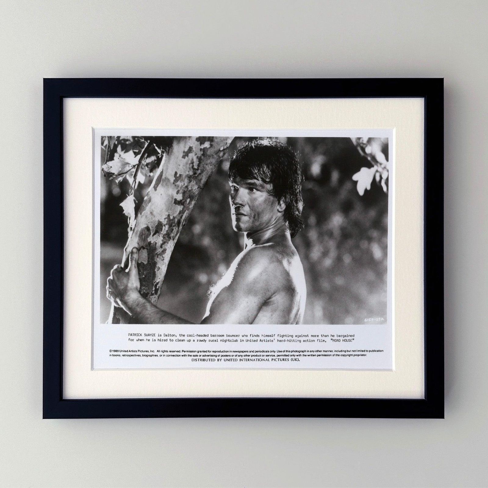 Road House 1989 Publicity Film Movie Press Still Framed photo furniture