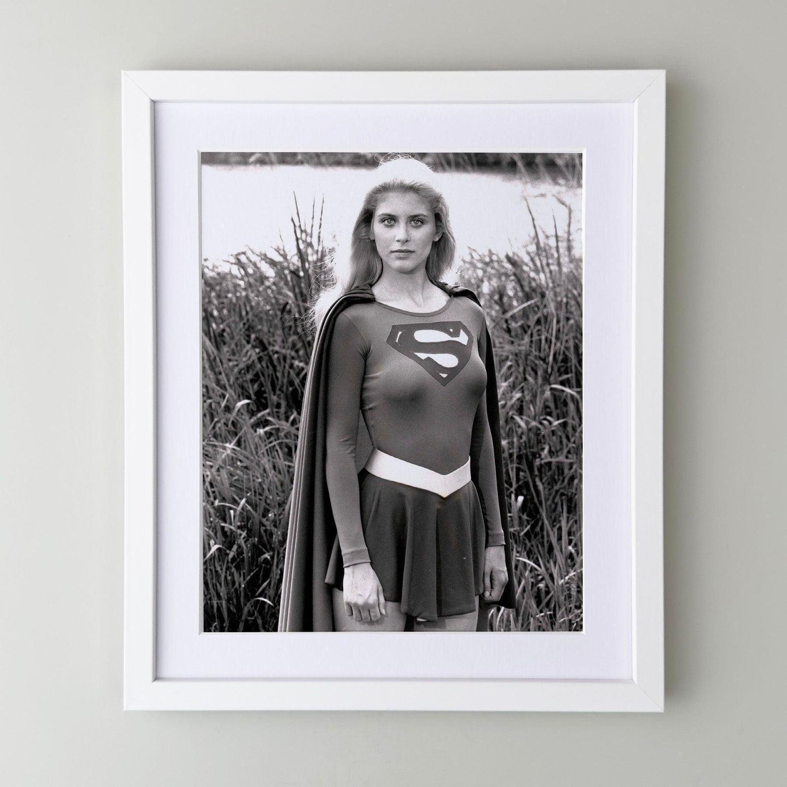 Photo de presse du film Supergirl (1984), encadrée photo for sale