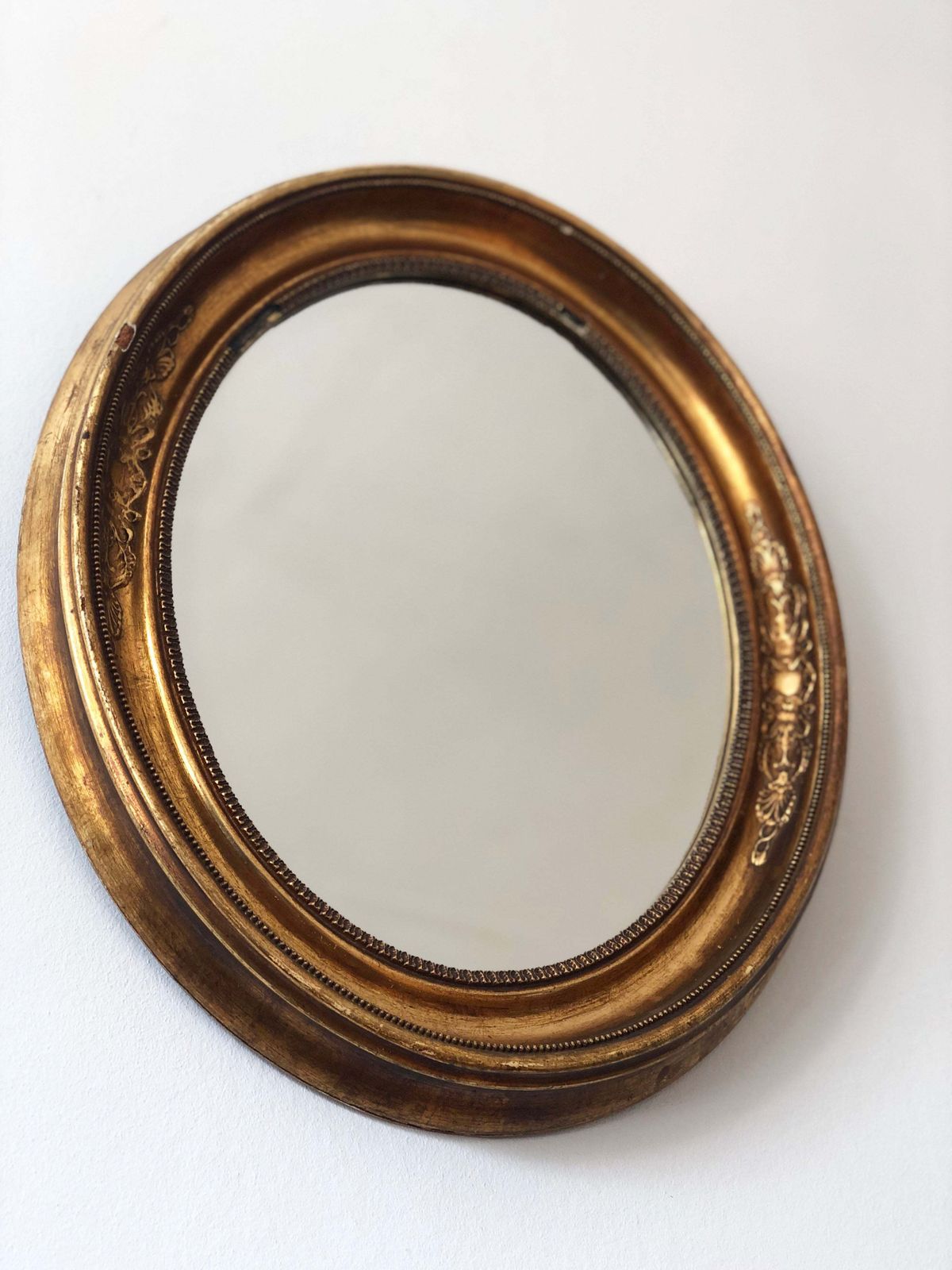 Antique Oval Giltwood Mirror France Late 19th Century photo vinterior