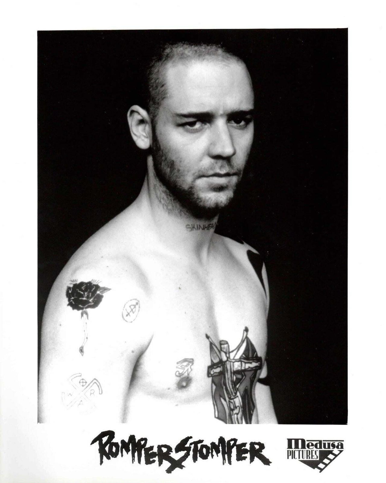 Romper Stomper 1992 Publiciteitsfoto Film Movie Press Still Ingelijst photo vinterior