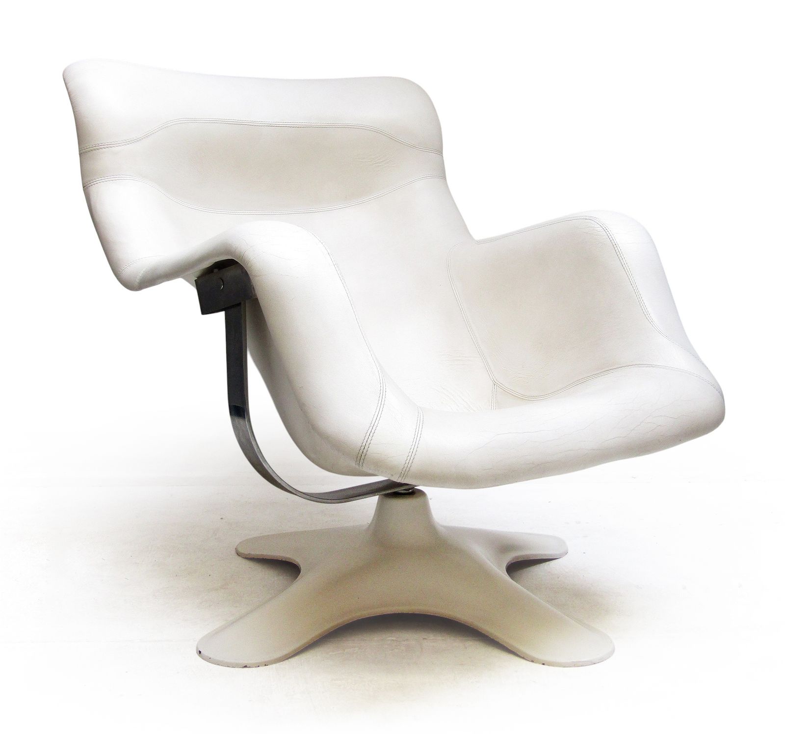 Furniture 1960s Karuselli Lounge Chair In Ivory Leather By Yrjö Kukkapuro For Avarte photo