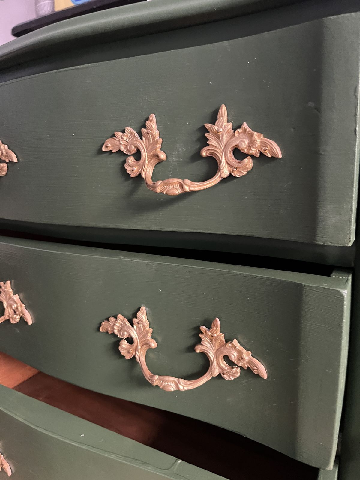 Stunning Vintage French Style Chest Of Drawers With Elegant Curved (Bombe) Shape photo vinterior