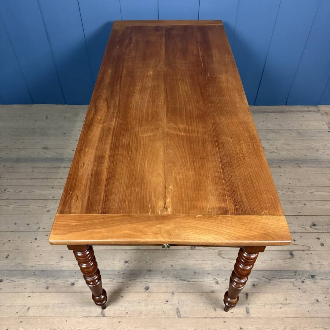 1524.0 Antieke Kersenhout Eettafel Uit Frankrijk photo