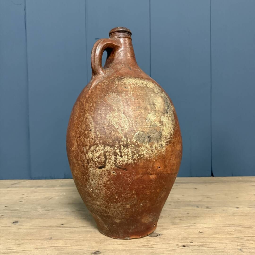 Woonaccessoires Grote Aardewerken Kan Met Baardfiguur photo