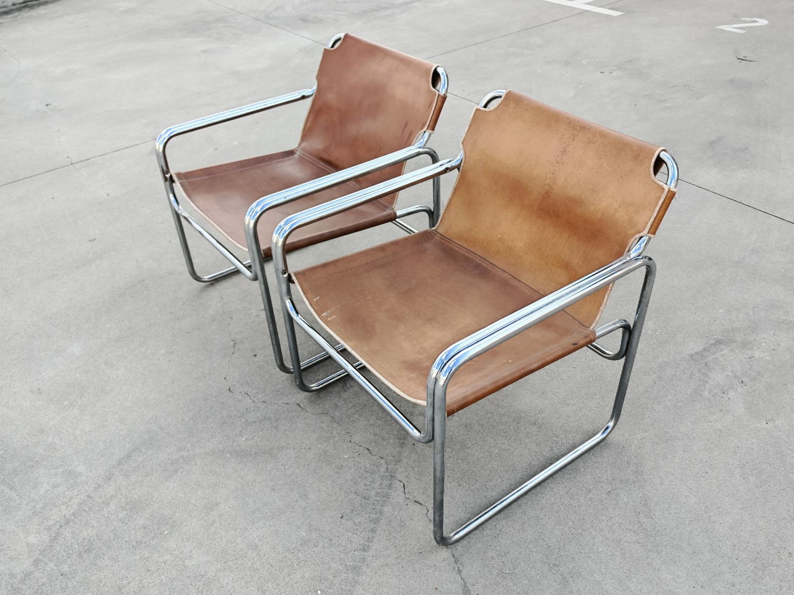 Pair Of Bauhaus Style Tubular Lounge Chairs In Cognac Leather, Jox Interni 1970s photo vintage
