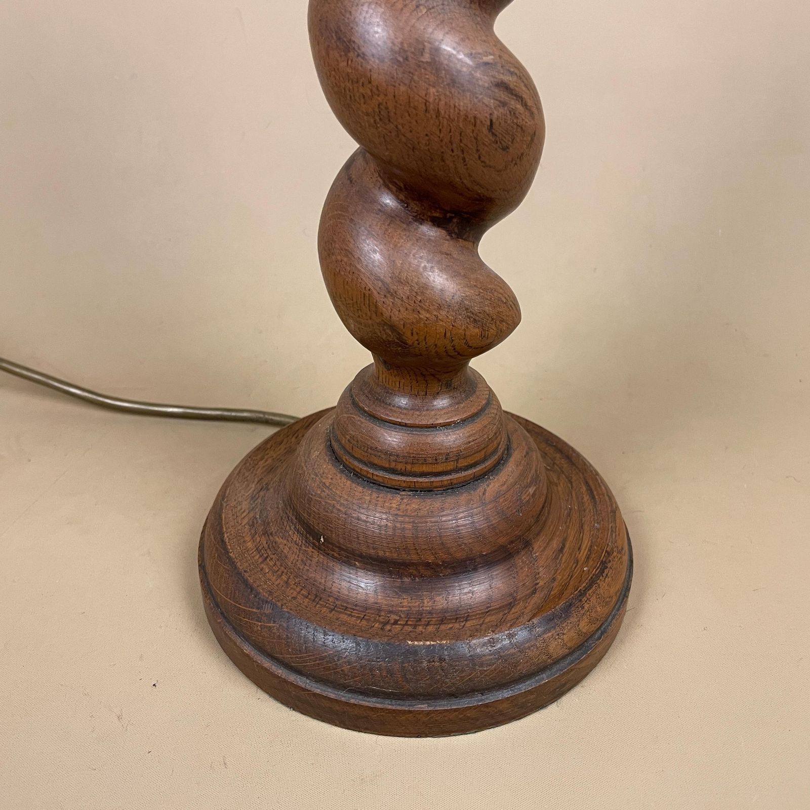 Antique Twisted Wood Lamp Wooden Light Table Brown Twist Ornate Classic Round Base Vintage Side Chunky Cottage Farmhouse photo 95.0