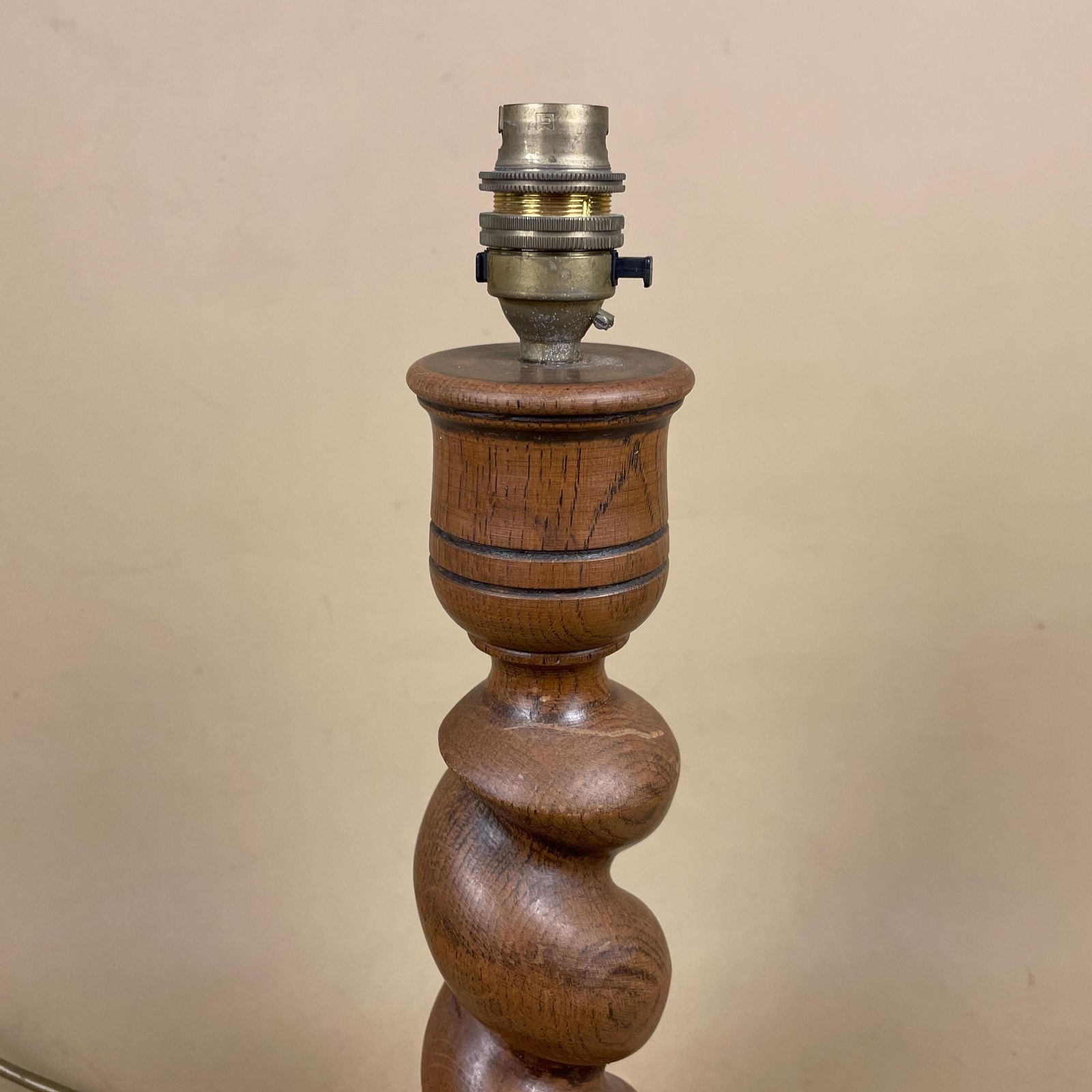 Antique Twisted Wood Lamp Wooden Light Table Brown Twist Ornate Classic Round Base Vintage Side Chunky Cottage Farmhouse photo vinterior