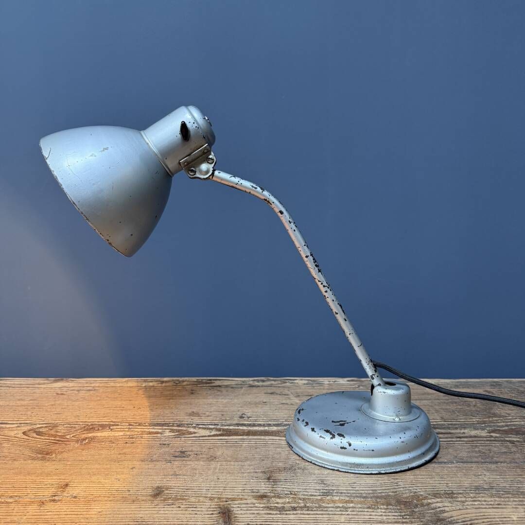 Zilvergrijs Bauhaus Bureaulamp, Jaren 1930 photo buy
