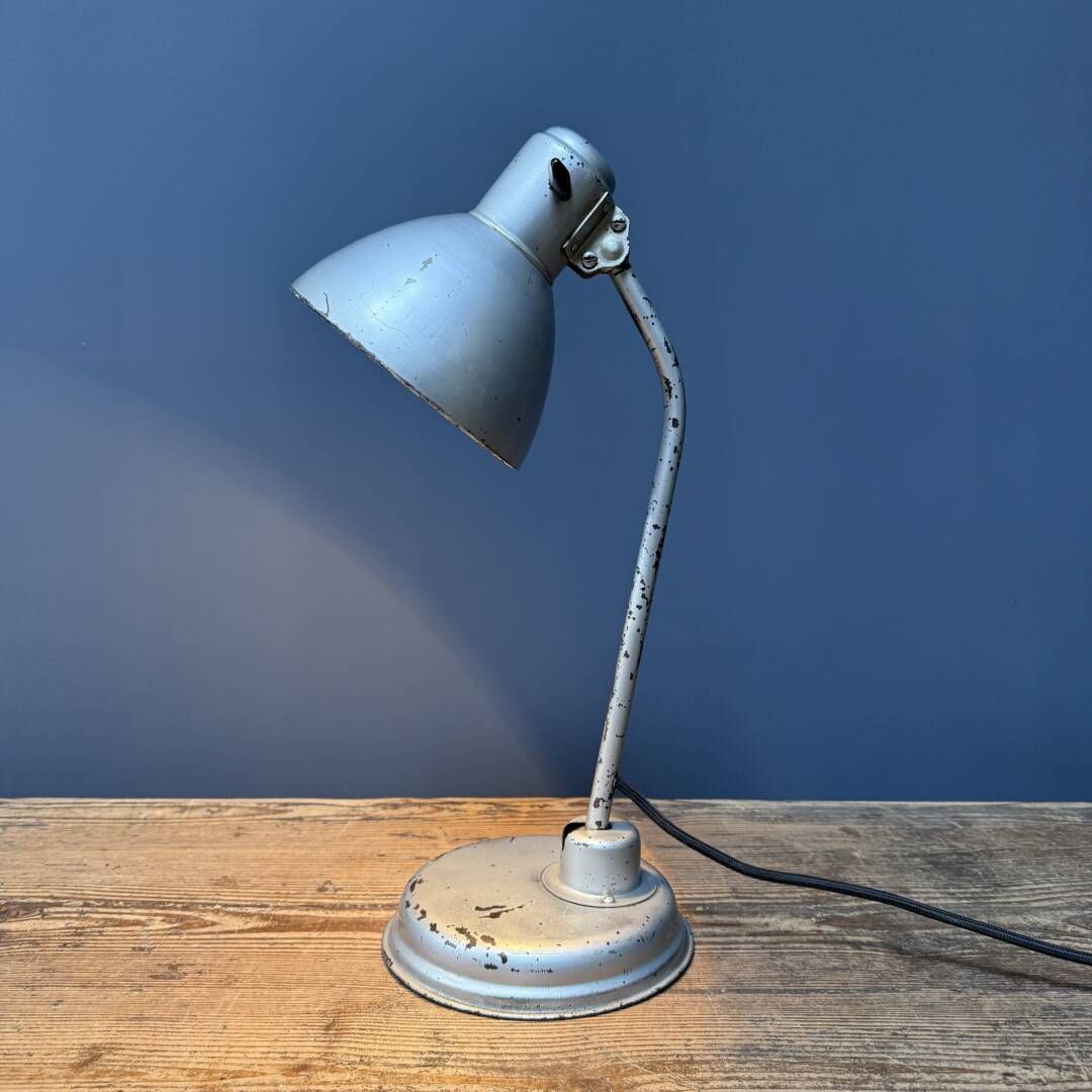 Zilvergrijs Bauhaus Bureaulamp, Jaren 1930 photo vintage