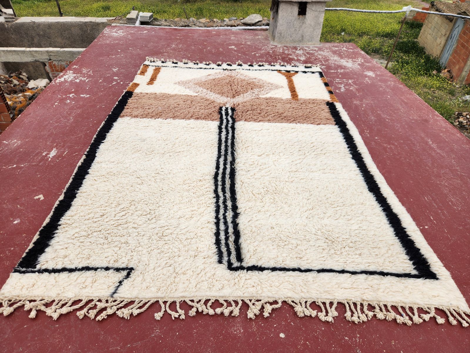 Handcrafted Beni Ouarain Moroccan Rug 300x206cm – Premium Wool Berber Carpet photo for sale