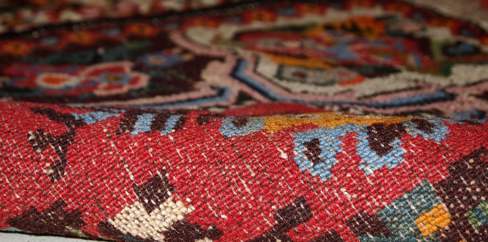 Textiles Handmade Vintage Floral Wool Rug — 114 × 152 Cm — 1970s photo