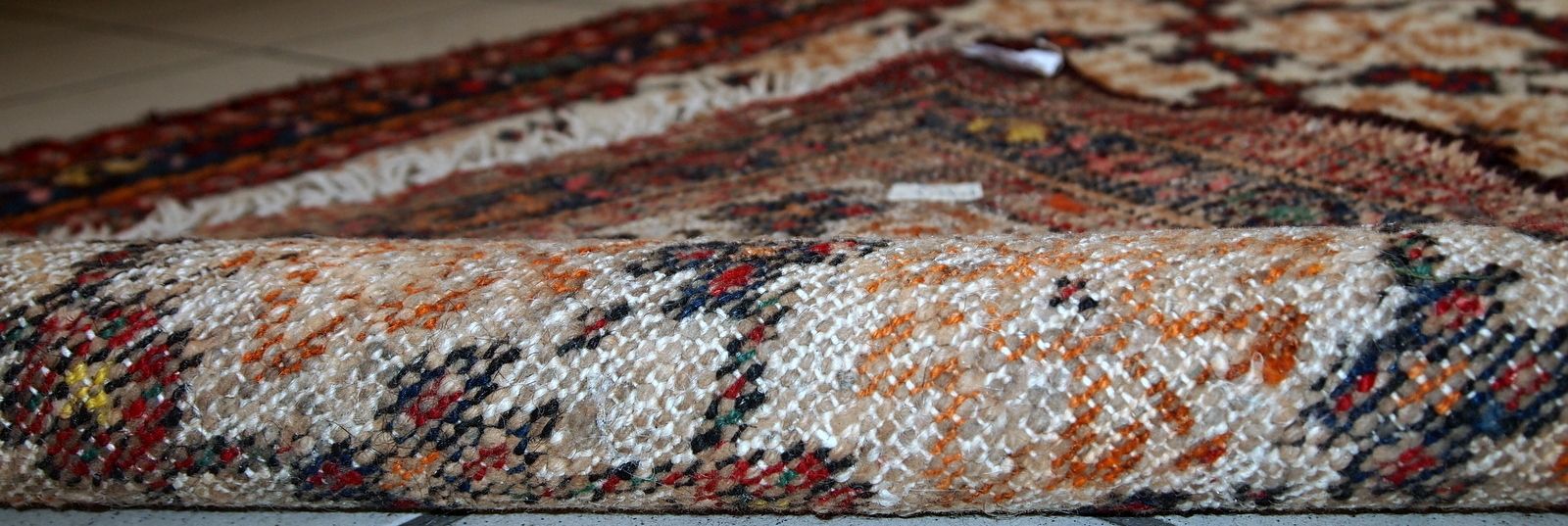photo for sale Tapis de couloir vintage en laine, fait main, 80 × 207 cm, années 1960