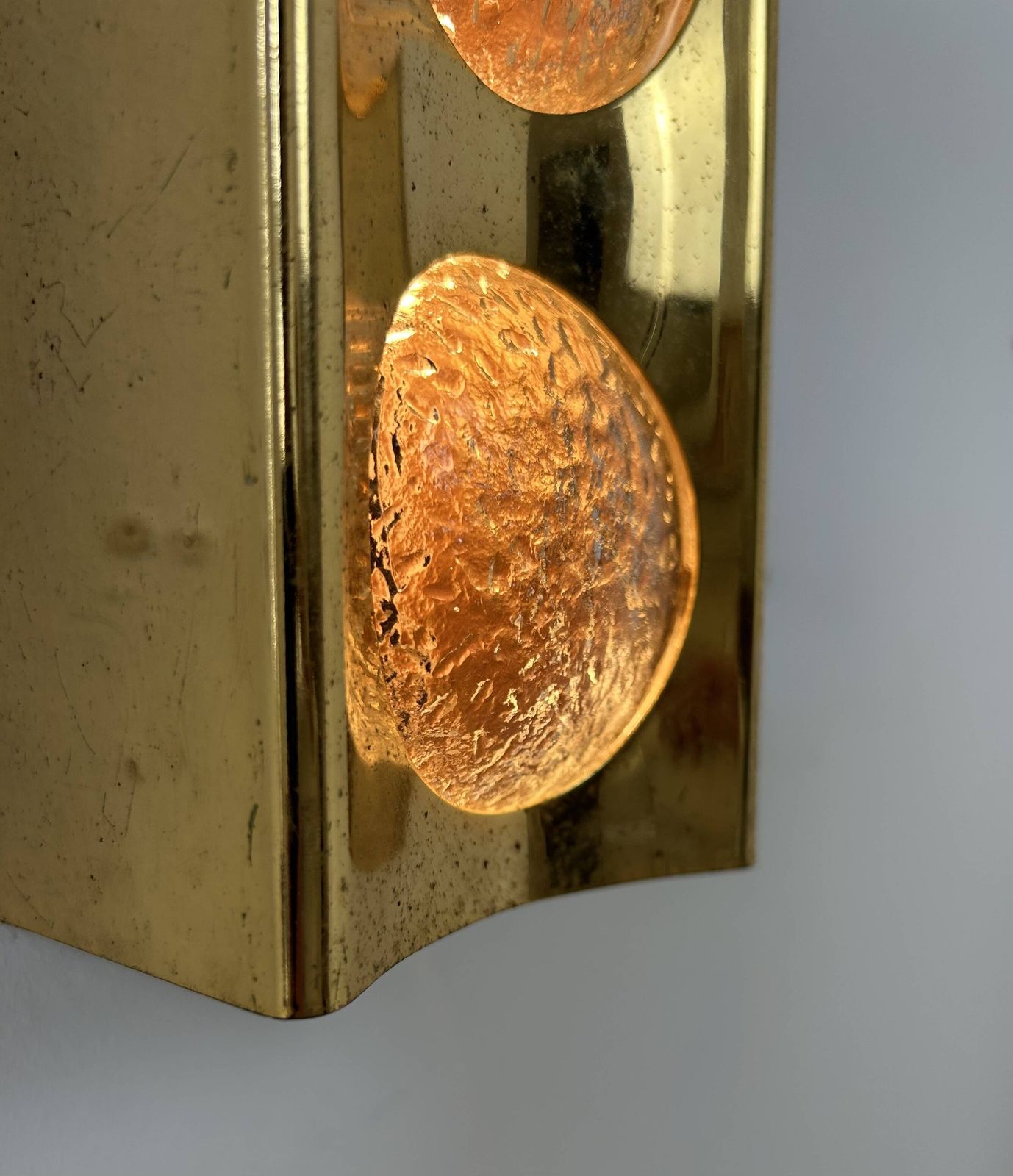 Vintage Wall Light In Brass And Bubbled Glass, France, 1950. photo vinterior