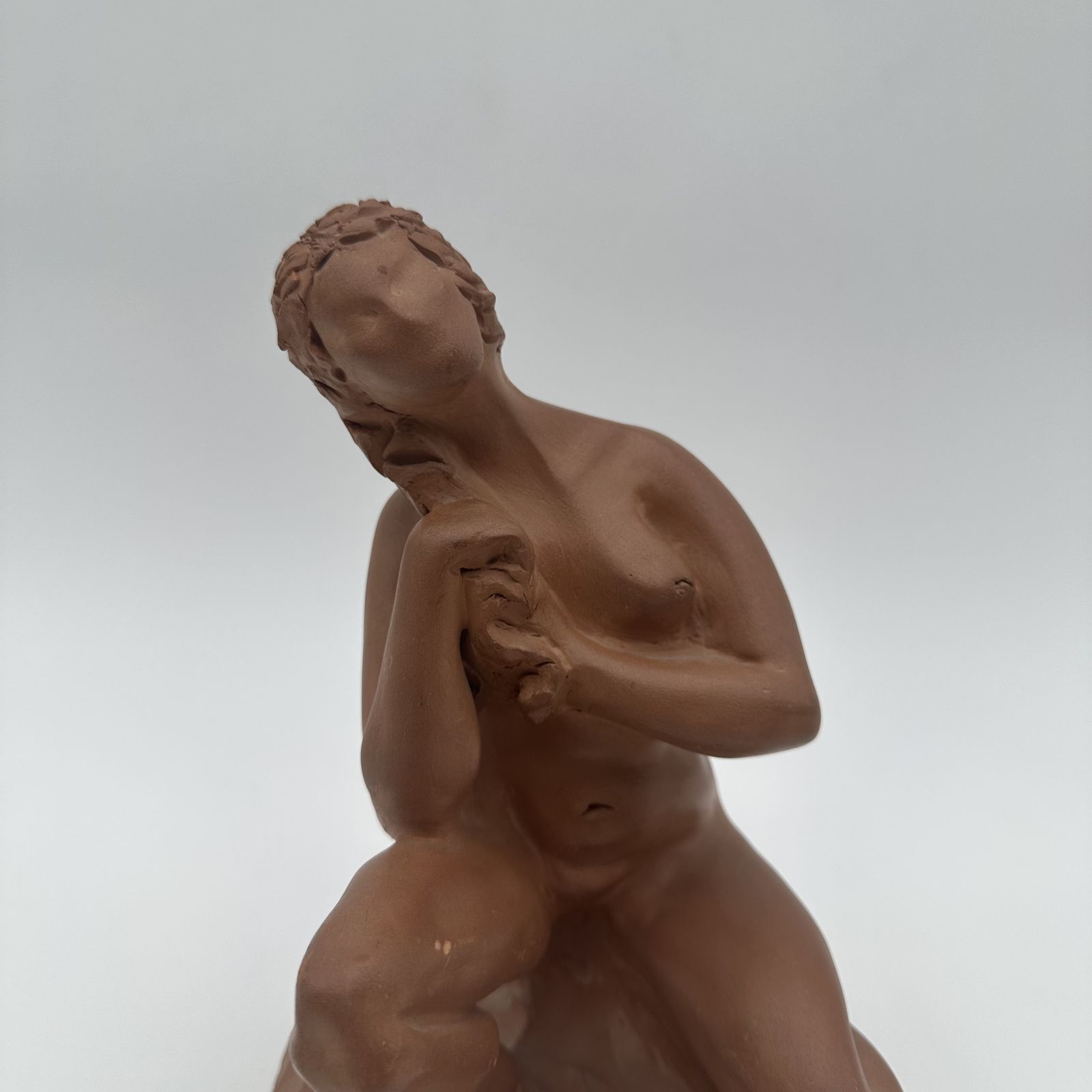photo furniture Terracotta Statue Of A Nude Woman – Signed N. Hottot, 20th Century