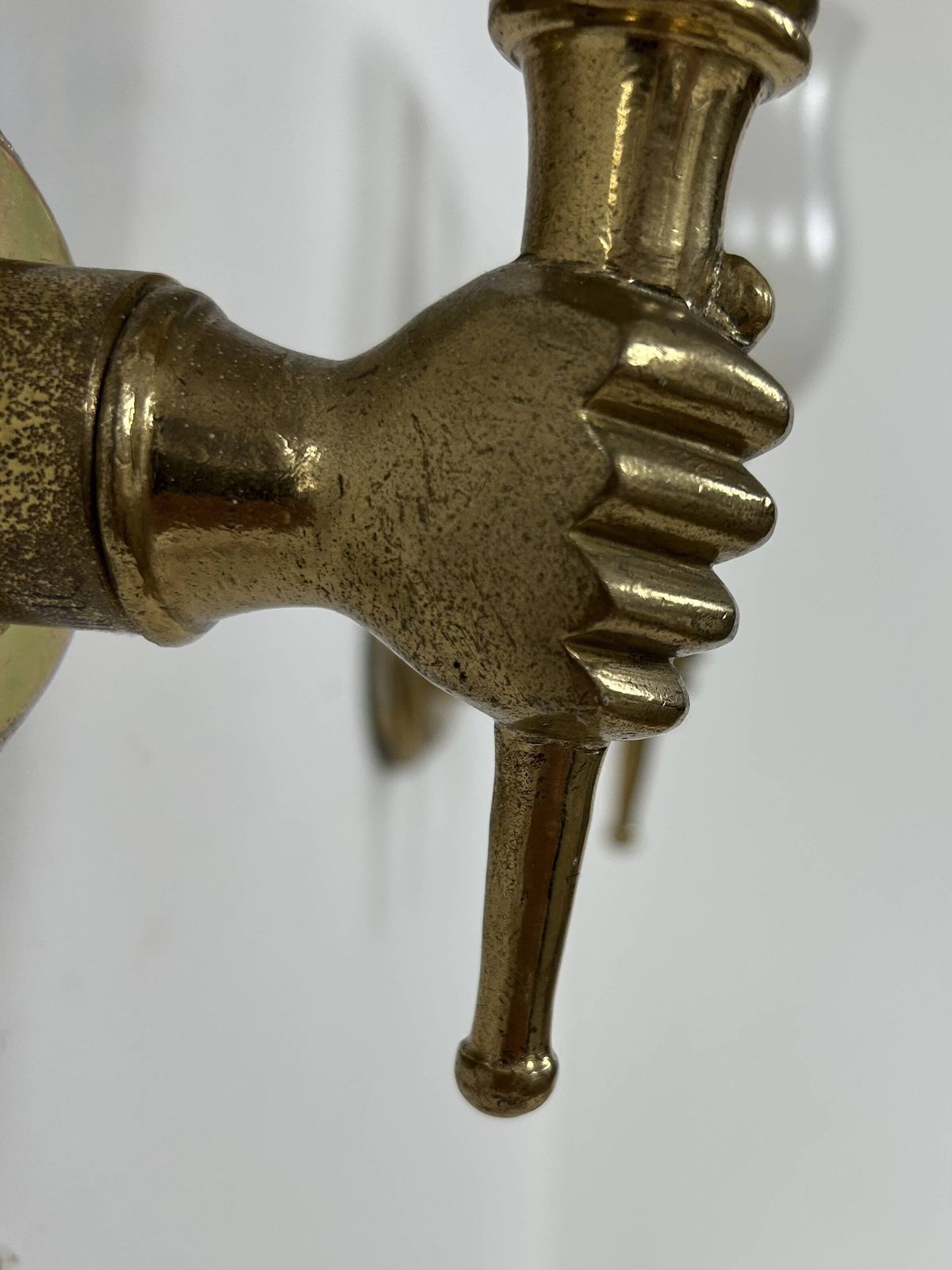 Pair Of Vintage Wall Lights, Maison Jansen, Brass And Opaline, France, 1960. photo vinterior