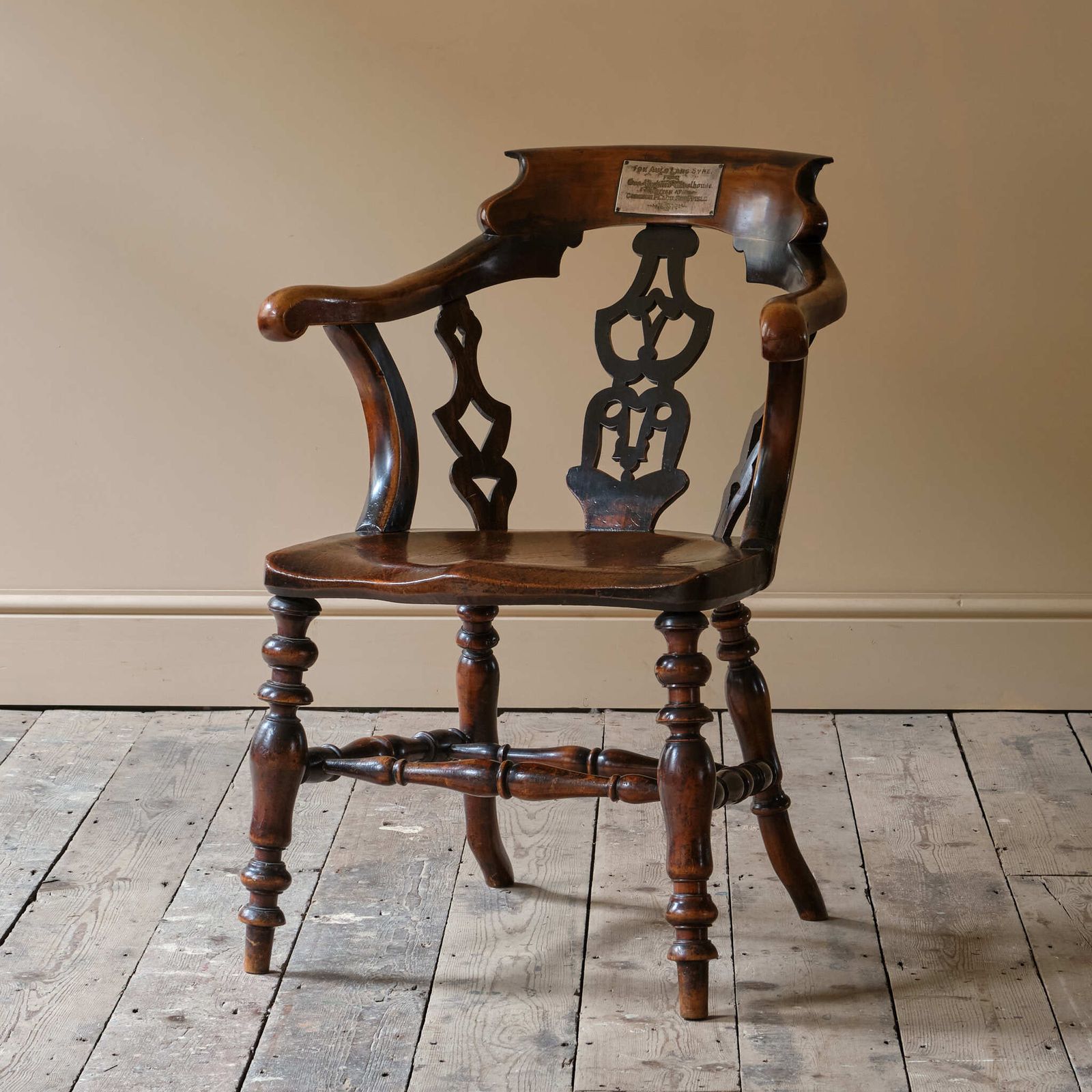 photo furniture Mid 19th Century Desk Chair C1857