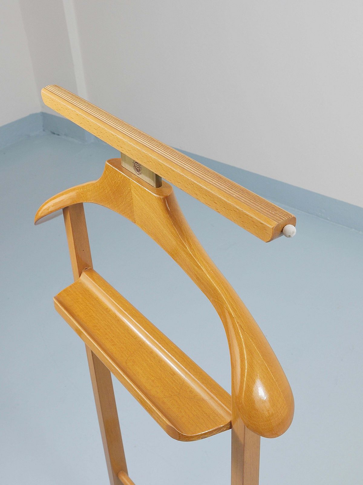 Furniture Fratelli Reguitti Mid Century Clothing Valet, Ico Parisi Style, Italy, 1950s photo