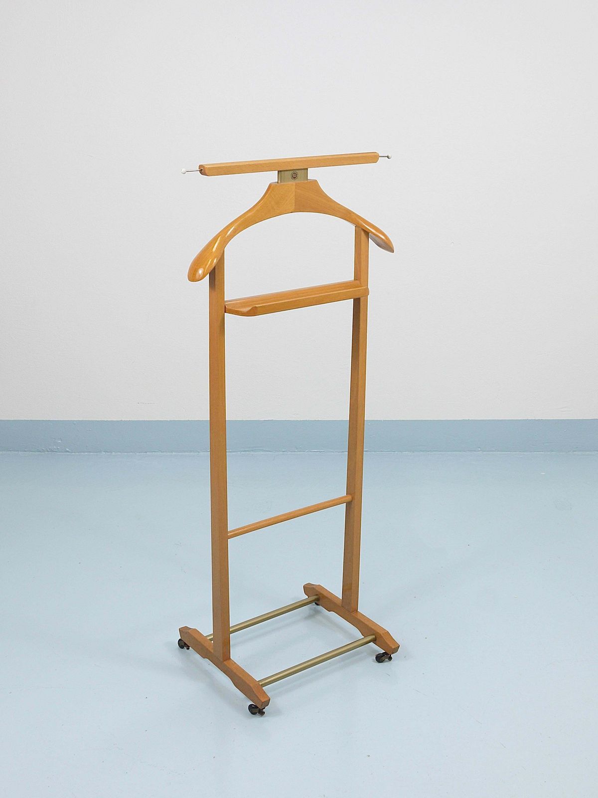 906.0 Fratelli Reguitti Mid Century Clothing Valet, Ico Parisi Style, Italy, 1950s photo