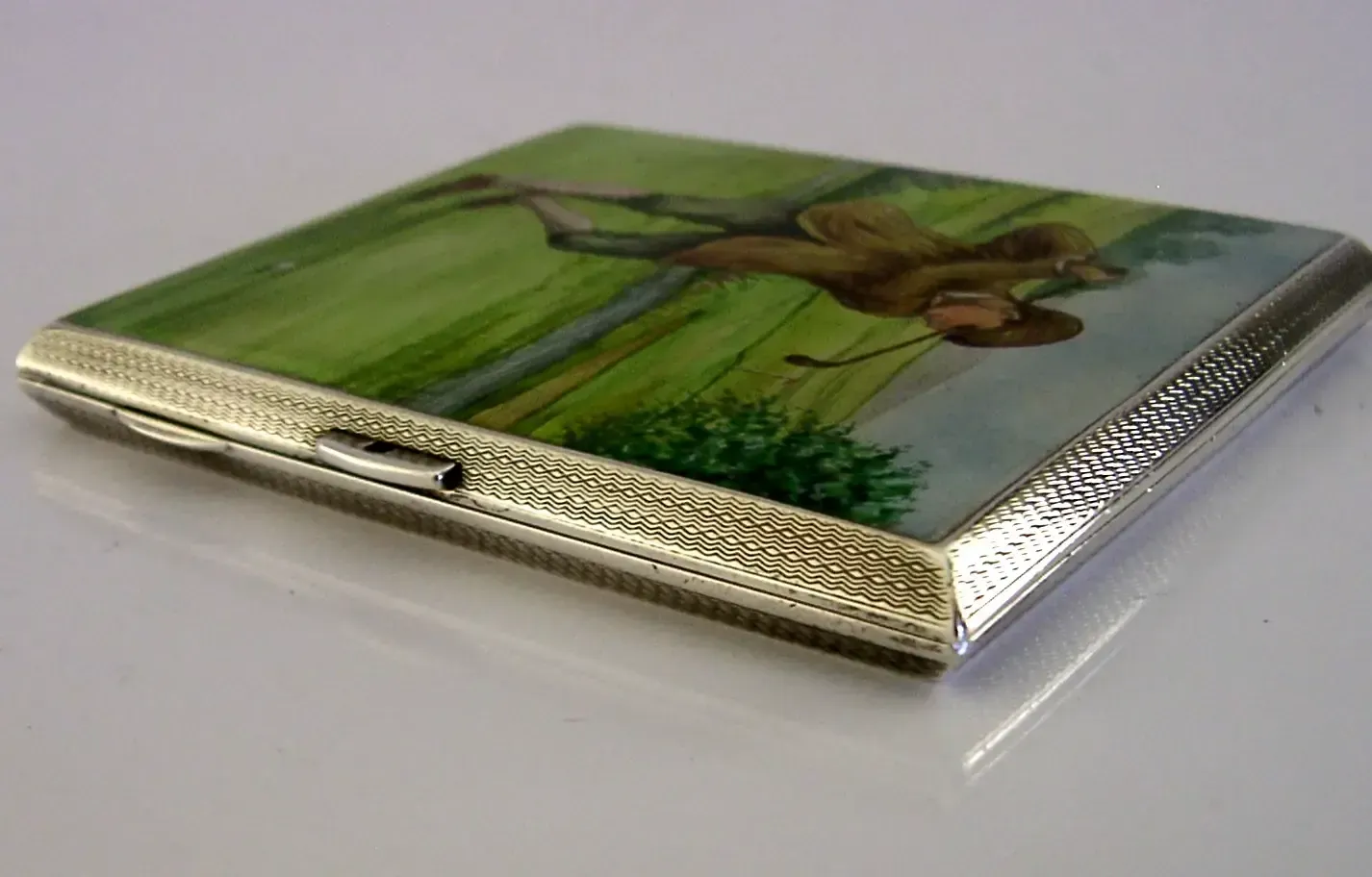 Décoration Étui à cigarettes Sampson Mordan en argent sterling et émail peint à la main, motif golf, 1933 photo