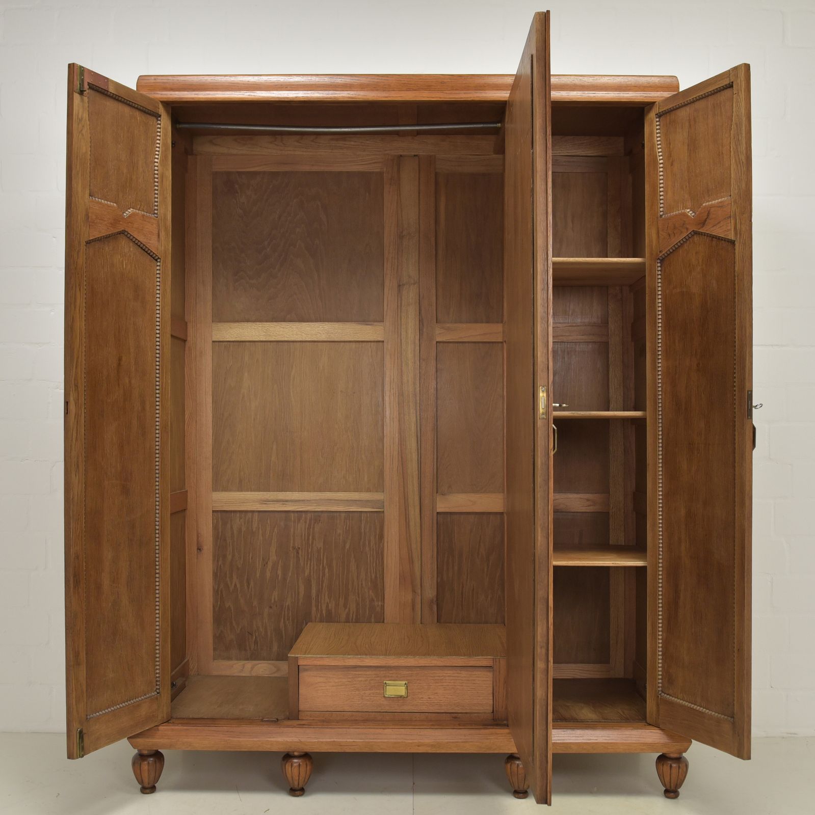 Antique! Restored Art Deco Wardrobe, Oak And Walnut, Hall Wardrobe photo for sale