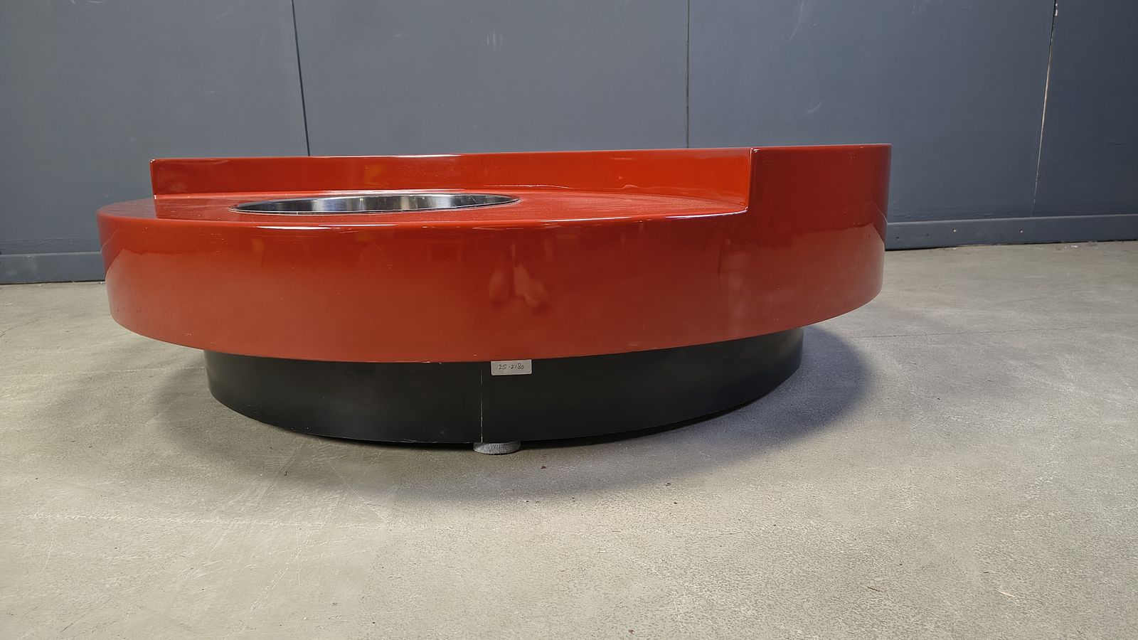 Vintage Revolving Coffee Table In Red Lacquer By Willy Rizzo, 1970s photo Furniture