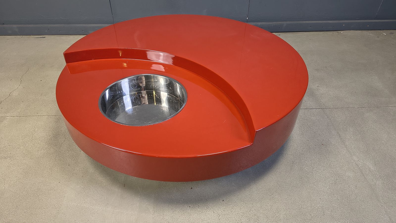Vintage Revolving Coffee Table In Red Lacquer By Willy Rizzo, 1970s photo vinterior