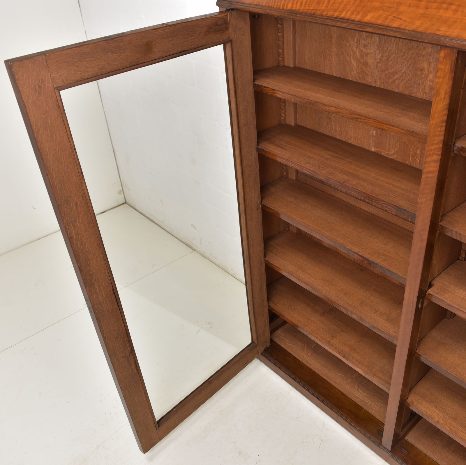 Antique! Restored Bookcase, England, Circa 1880, Mahogany Display Cabinet photo Furniture