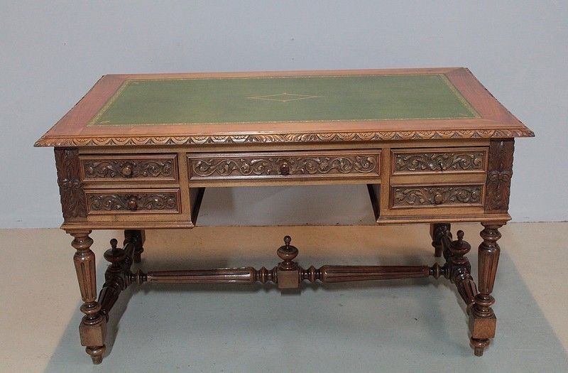 Office Walnut Taste Renaissance 20th