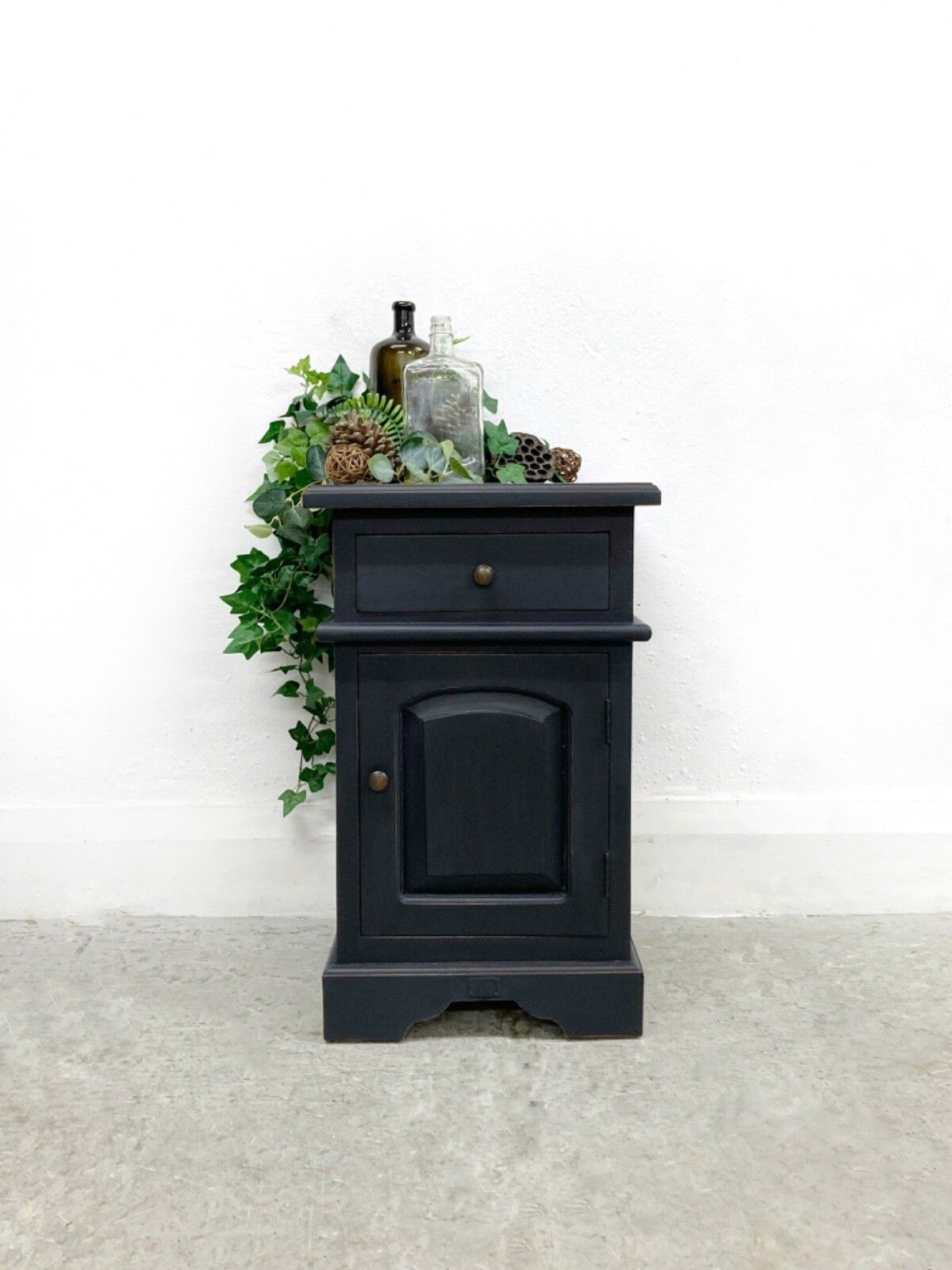 Bedside Table. Nightstand. Black Lamp Table. Bedroom Furniture.