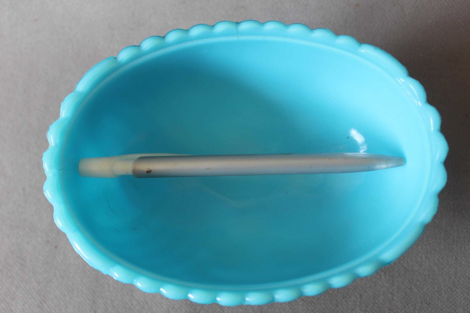 photo vintage Antique French Blue Opaline Pedestal Bowl, Style Portieux Vallerysthal, Milk Glass, Baby Blue Opaline, Footed Bowl Pressed Glass, Small Chip