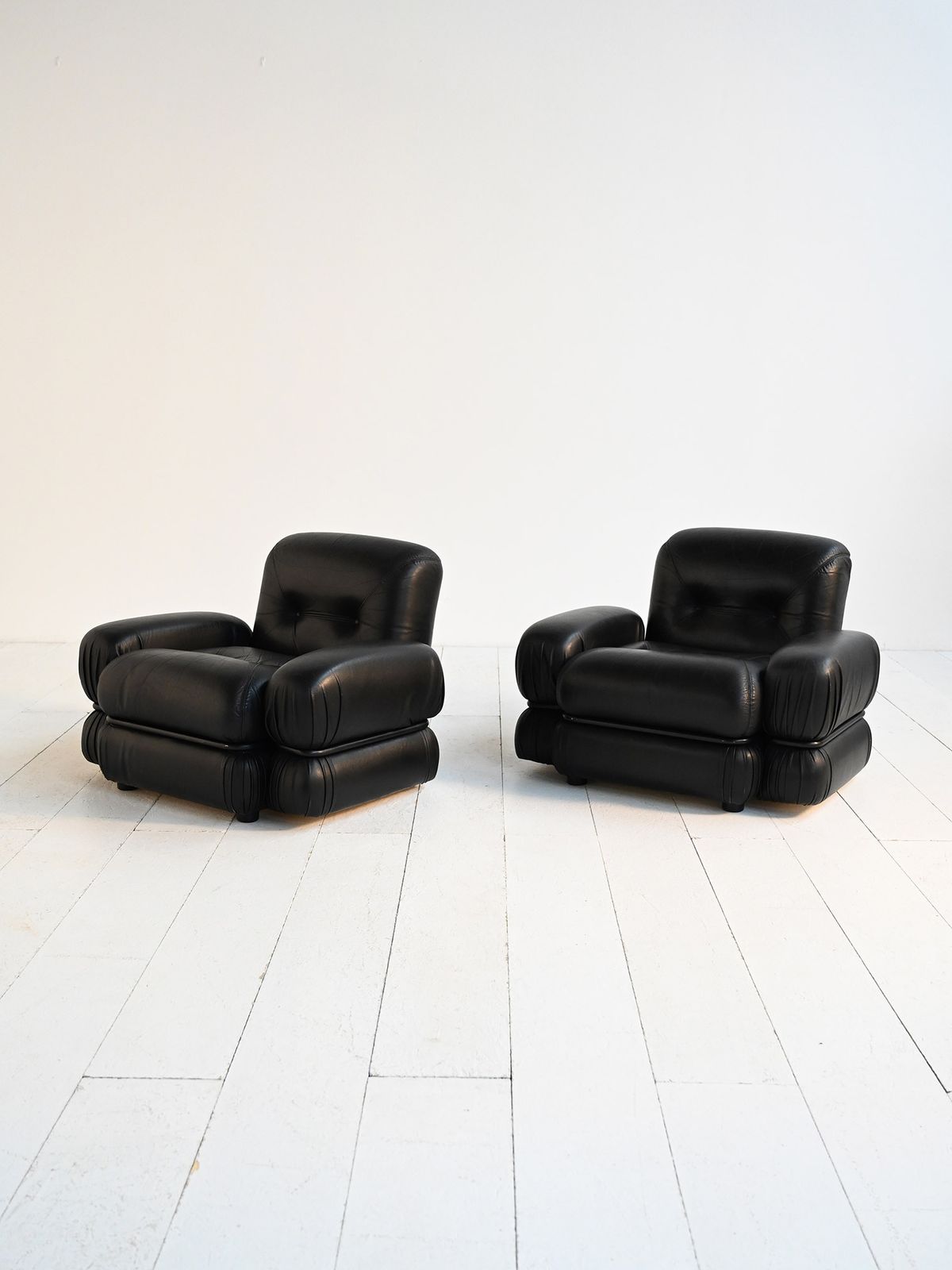 Black Leather And Tubular Steel Armchairs From The 1970s photo for sale