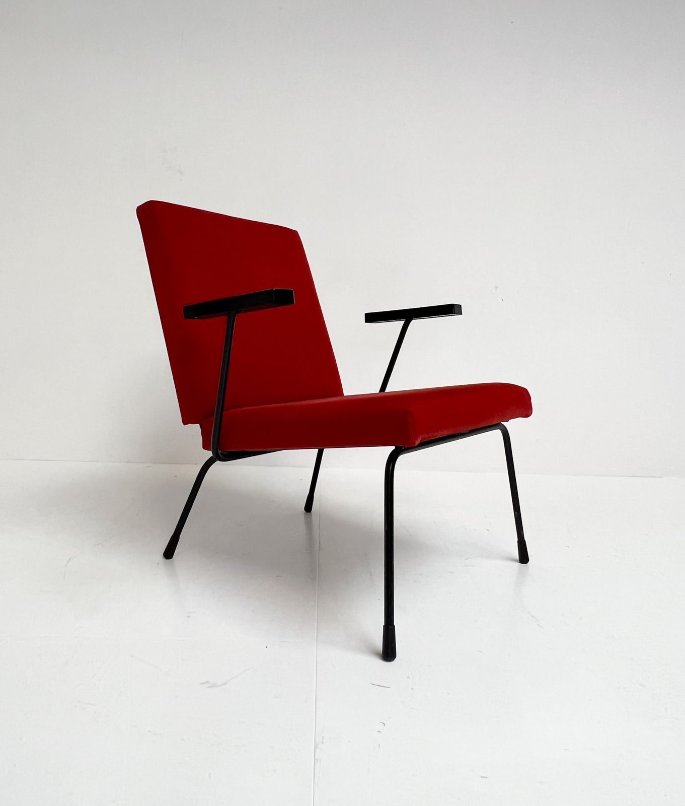 Gispen 1407 Armchair By Wim Rietveld, 1954 photo Furniture