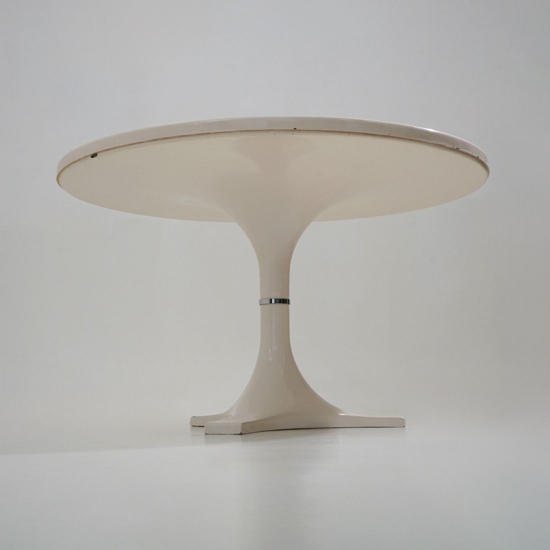 1950.0 Table With Central Leg By Ignazio Gardella For Kartell, 1970s photo
