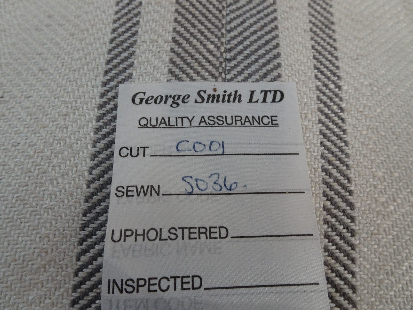 photo furniture George Smith Square Sofa In Off White Check In Good Condition