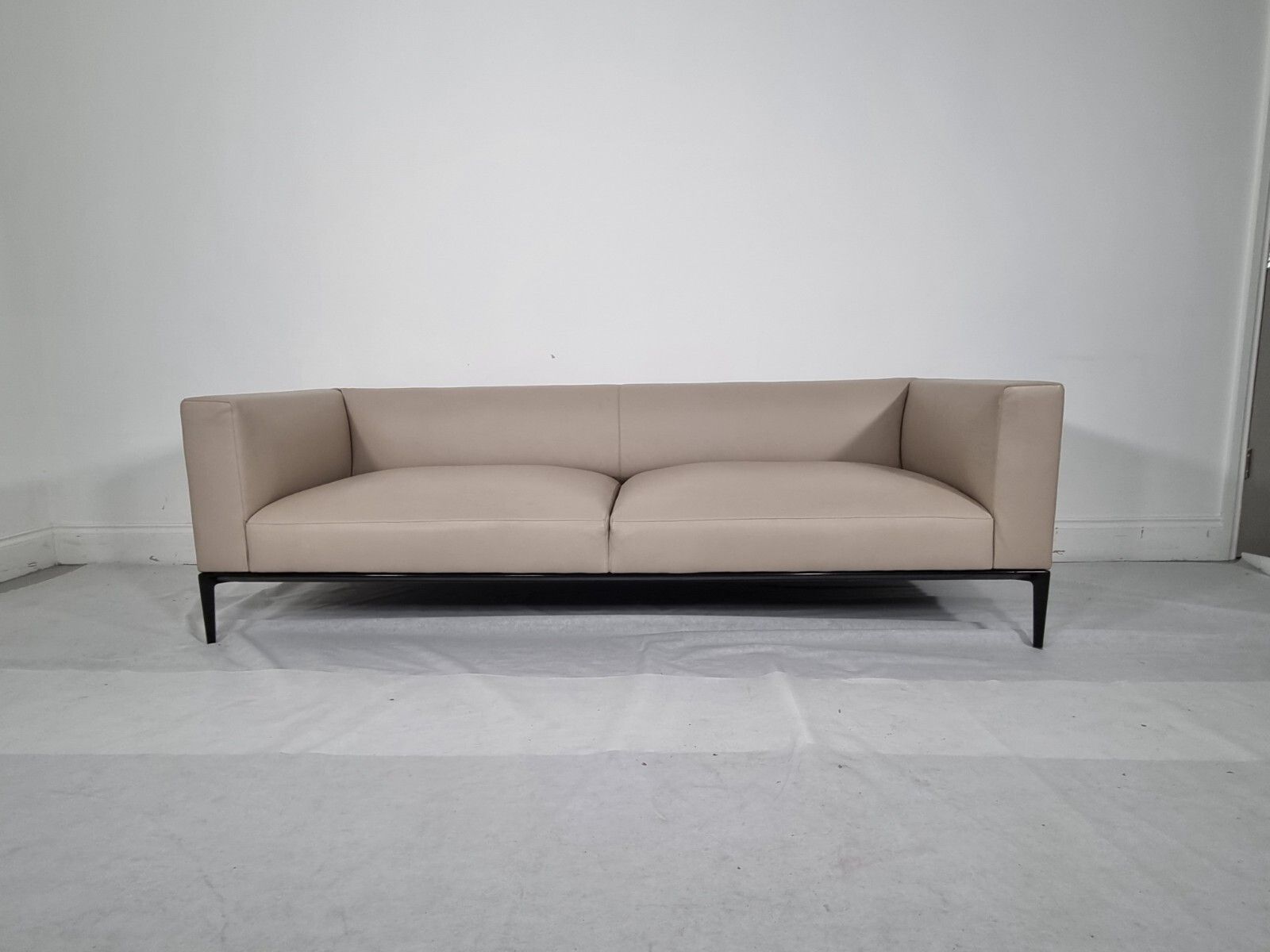 photo furniture Walter Knoll Jaan Grande Sofa In Luxurious Mocha Pelle Leather Sublime Condition