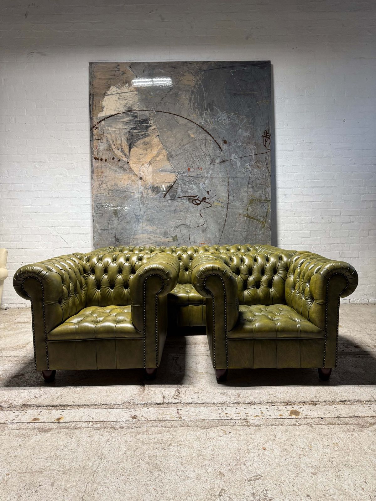 Fully Restored Late 20thc Leather Chesterfield 3 Piece Suite In Hand Dyed Olive Green photo buy