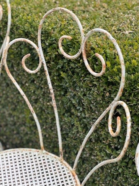 photo furniture Set Of White Circular French Wrought Iron Garden Table & Four Matching Chairs