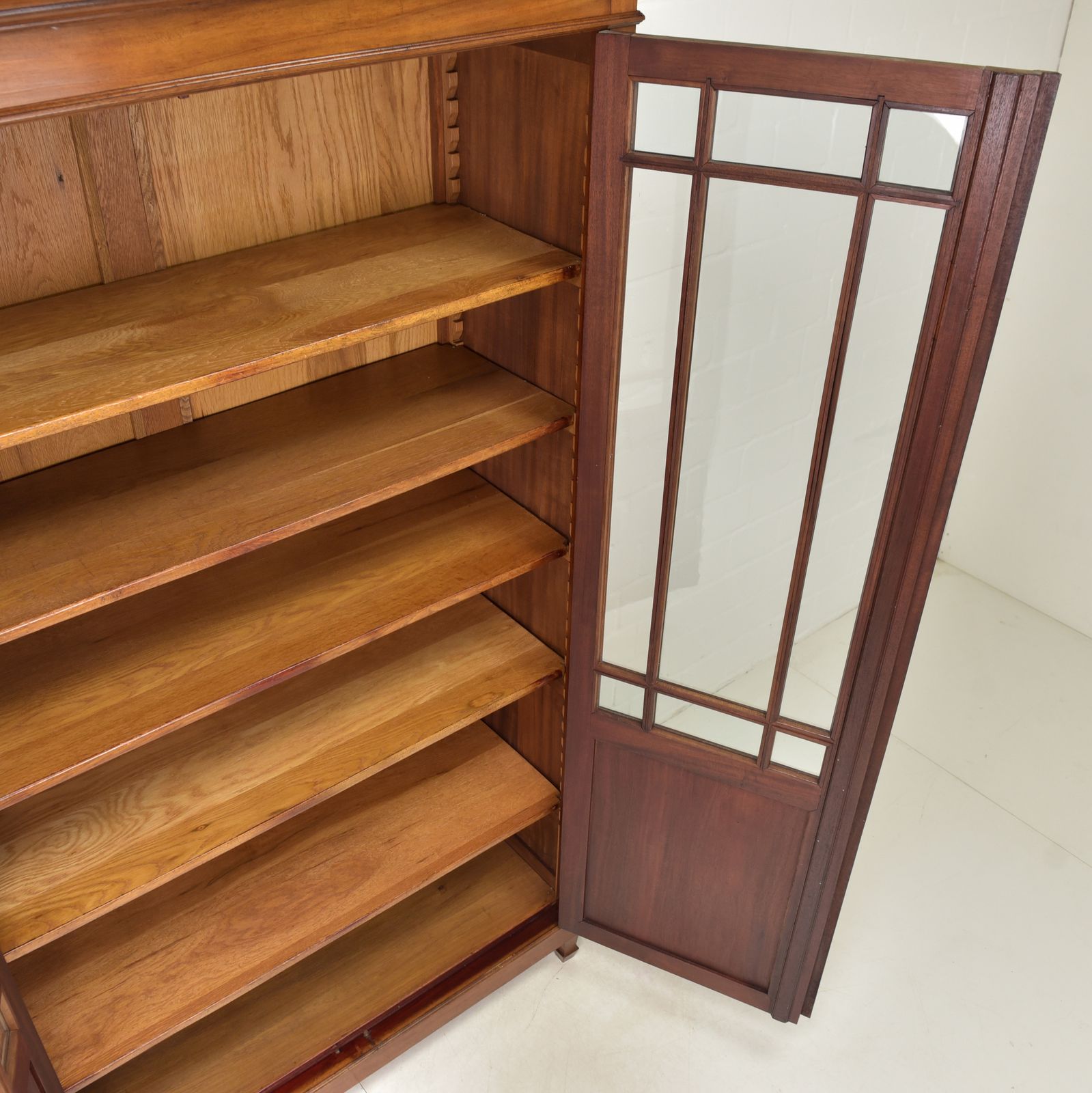Antique! Restored Art Nouveau/Art Deco Mahogany Bookcase/Display Cabinet photo 1606.0