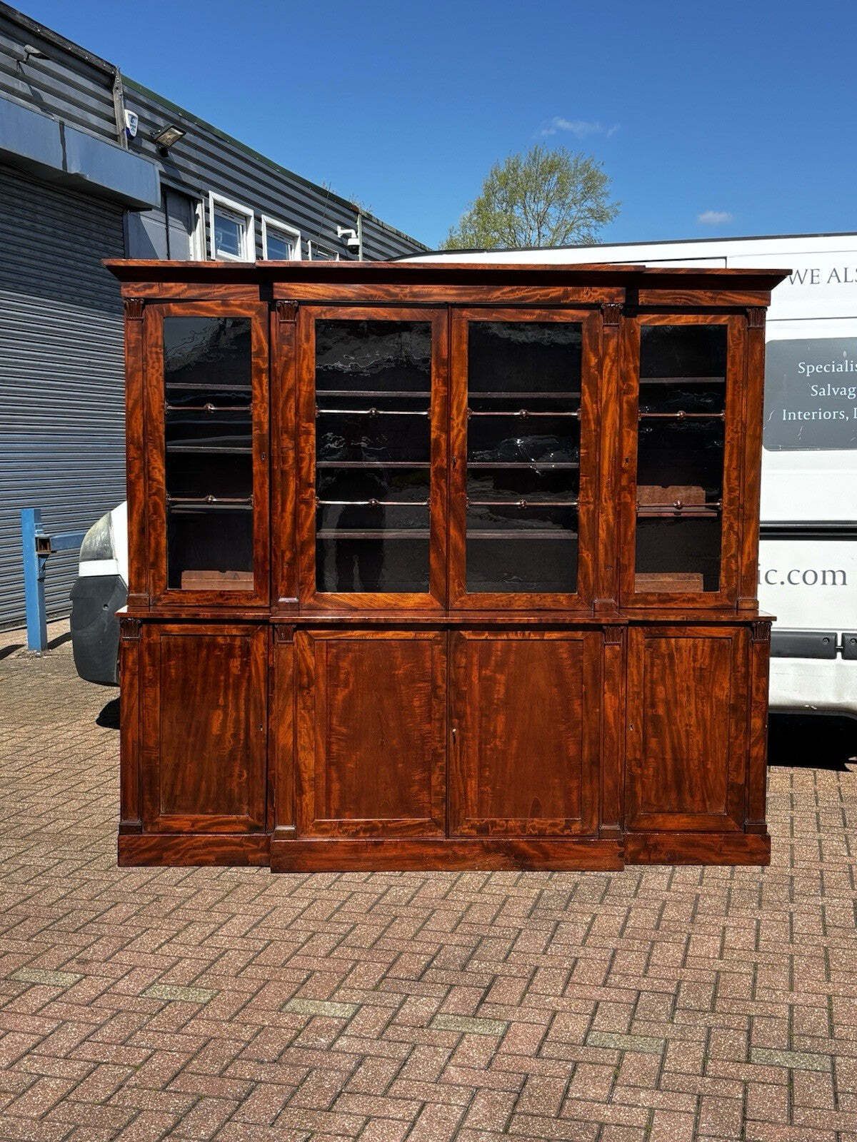 Georgian Mahogany Breakfront Library Bookcase, Adjustable Shelves. 2 Keys photo 6895.0