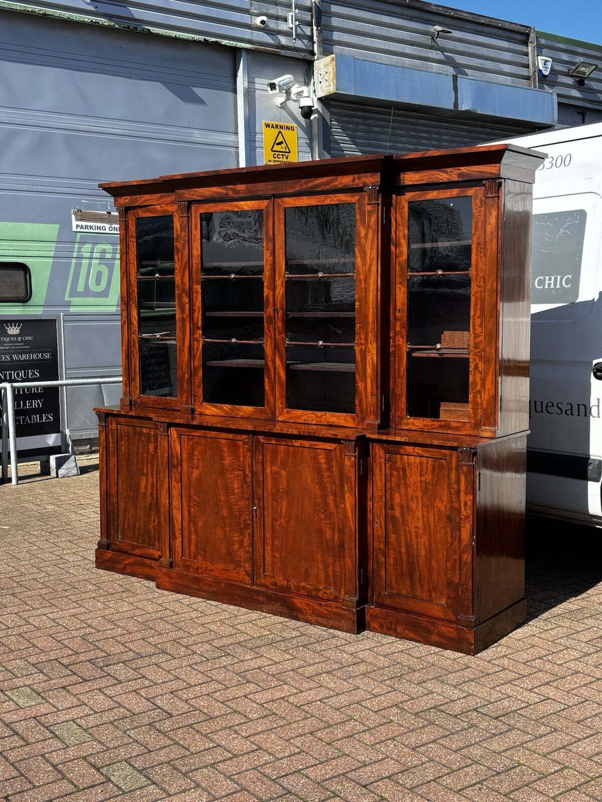 Georgian Mahogany Breakfront Library Bookcase, Adjustable Shelves. 2 Keys photo vintage