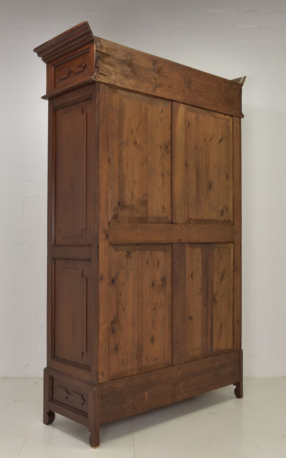 1628.0 Antique! Restored Art Nouveau Pine Softwood Wardrobe photo