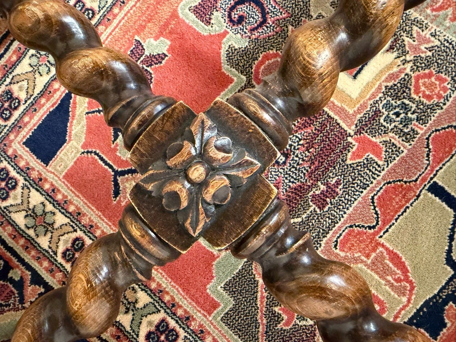 photo vinterior Victorian Octangonal Carved Oak Centre Table/Accent Table Circa 1900