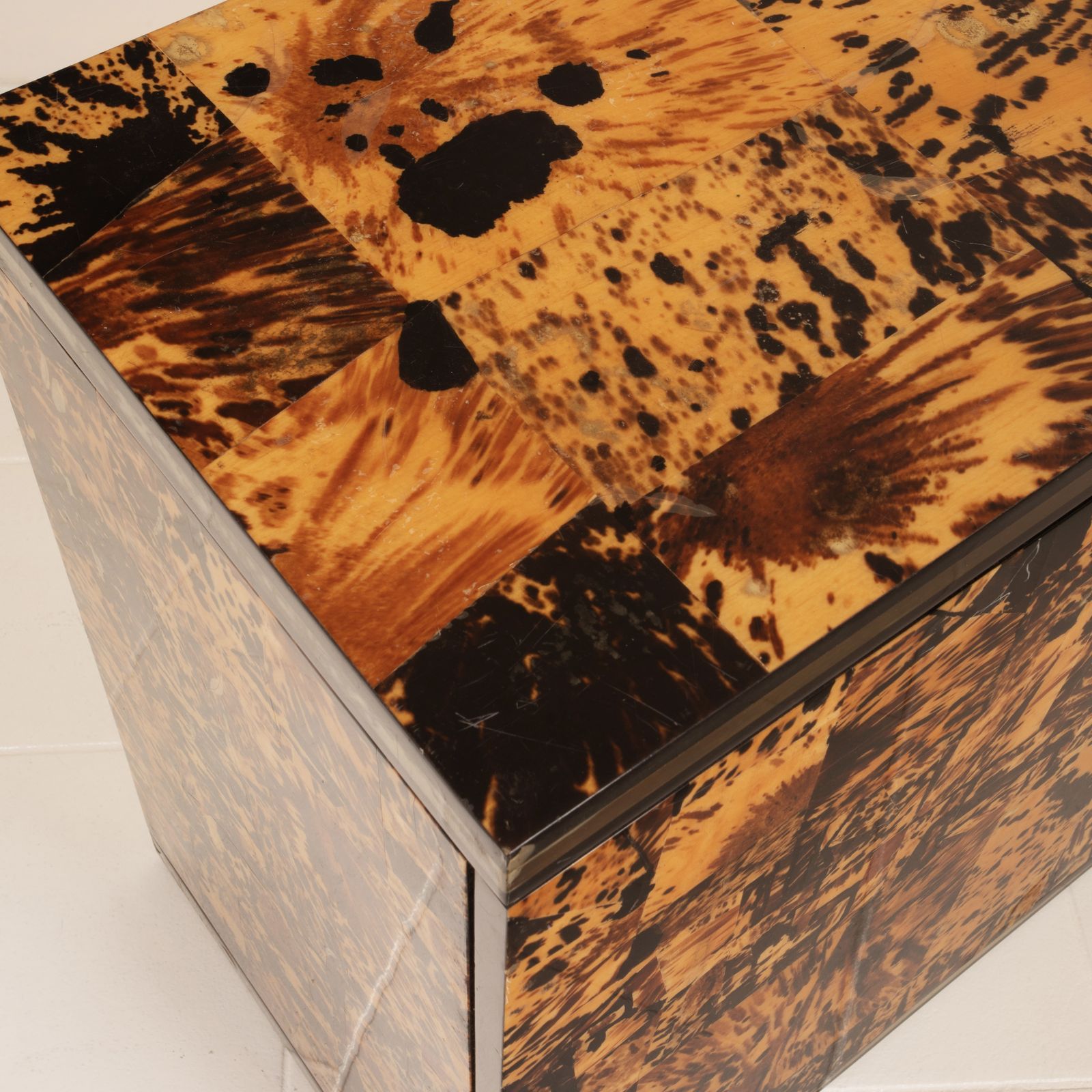 photo vinterior Unique Tortoiseshell Cabinet By Roberto Jodice For Ottini Milano 1974
