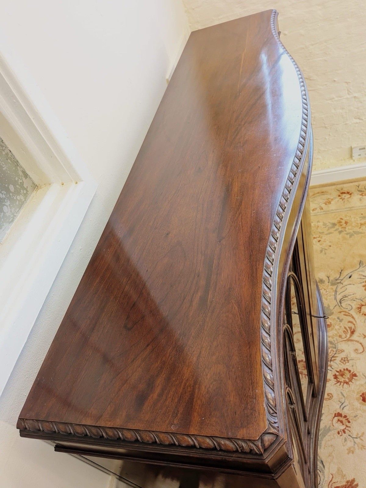 Victorian Mahogany Wylie & Lockhead Glasgow Display Cabinet On Ball & Claw Foot photo for sale
