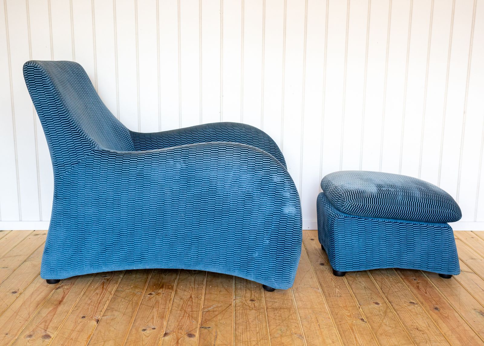 Loge Lounge Chair & Ottoma.N By Gerard Van Den Berg For Montis 1980s La Maison Pierre Frey Fabric Blue Velvet Armchai.R Footstool Art Deco Style photo buy