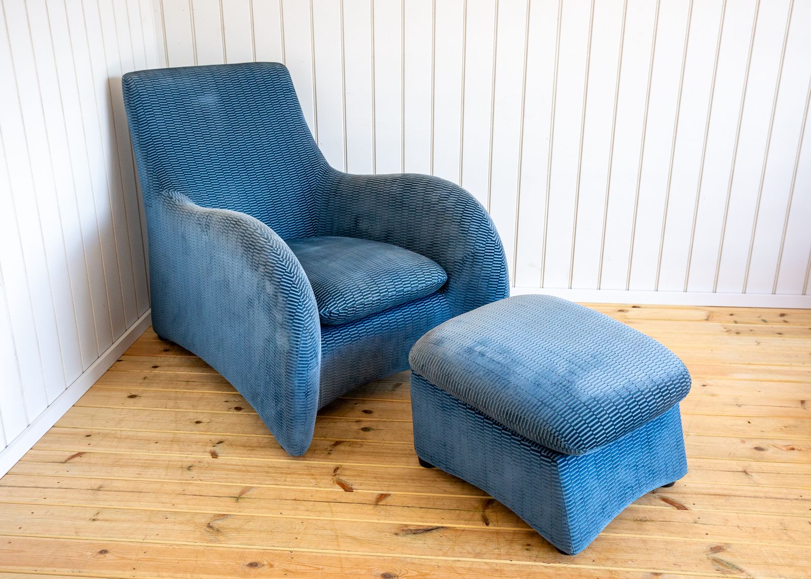Loge Lounge Chair & Ottoma.N By Gerard Van Den Berg For Montis 1980s La Maison Pierre Frey Fabric Blue Velvet Armchai.R Footstool Art Deco Style