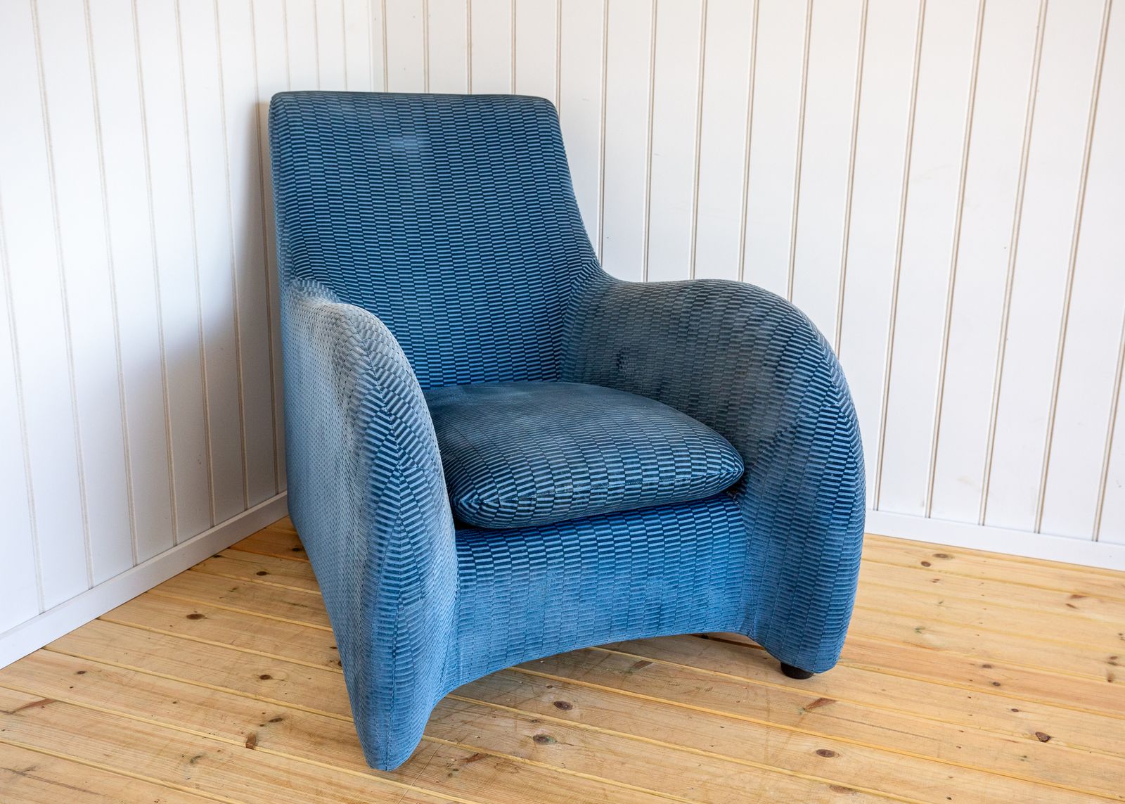 Loge Lounge Chair & Ottoma.N By Gerard Van Den Berg For Montis 1980s La Maison Pierre Frey Fabric Blue Velvet Armchai.R Footstool Art Deco Style photo vintage