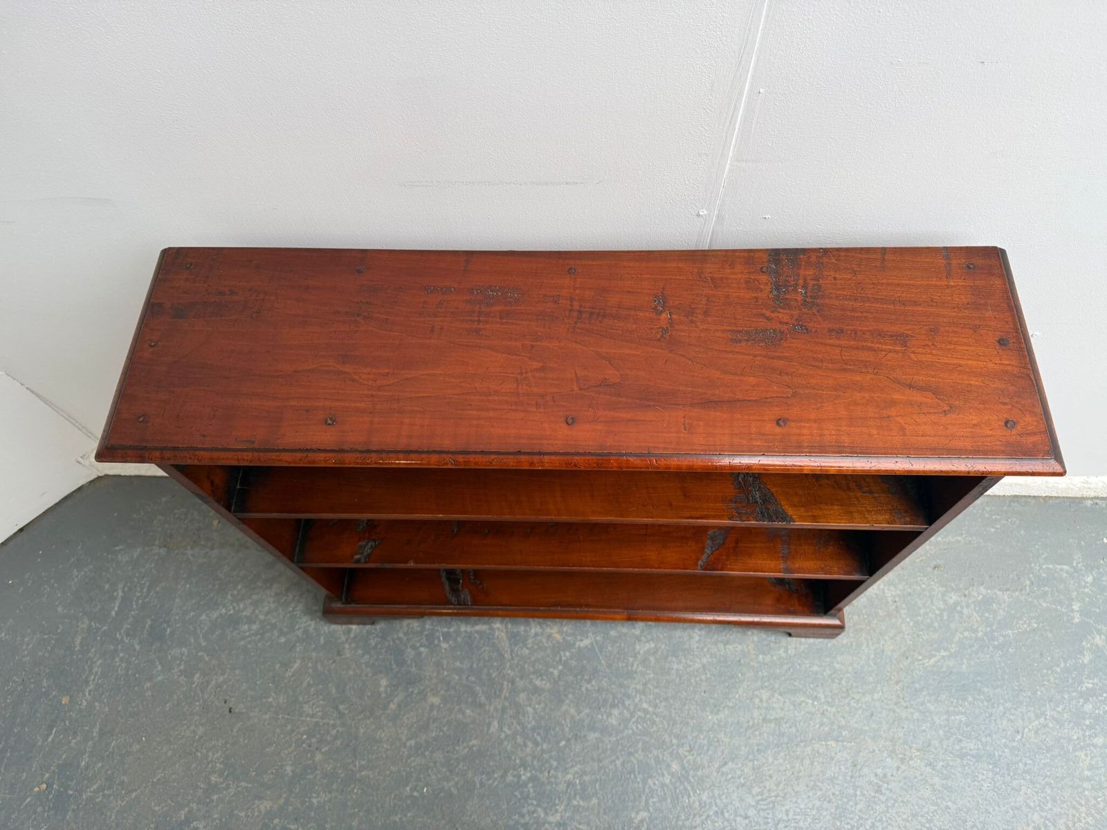 A Top Quality Late 20th Century Yew Wood Campagne Style Bookshelf photo vinterior