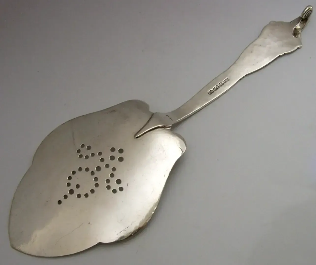 Pelle à gâteau Dargestil Norway en argent massif, David Andersen, vers 1900, Arts & Crafts, 108 g photo vinterior