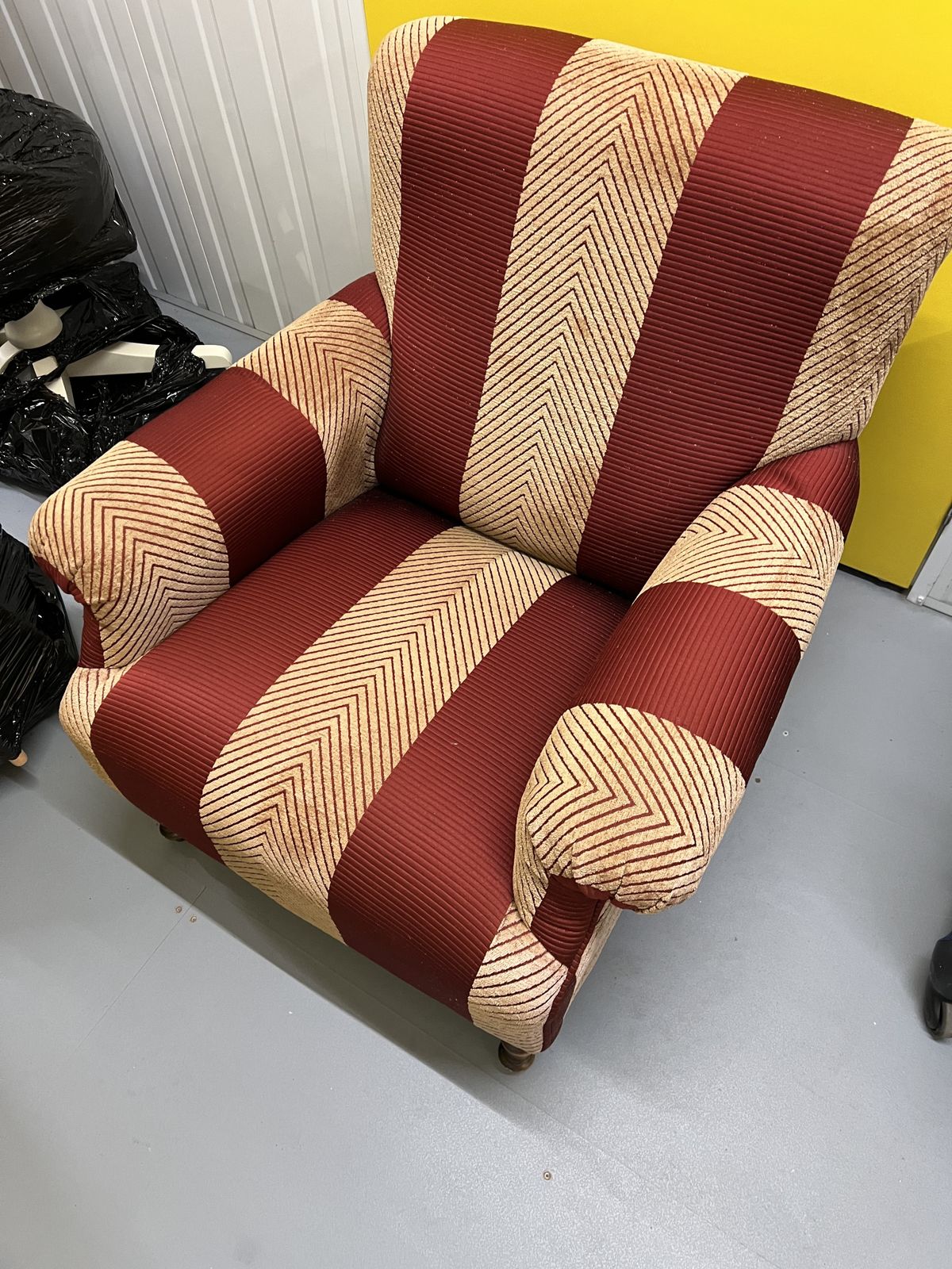 Armchair English Style